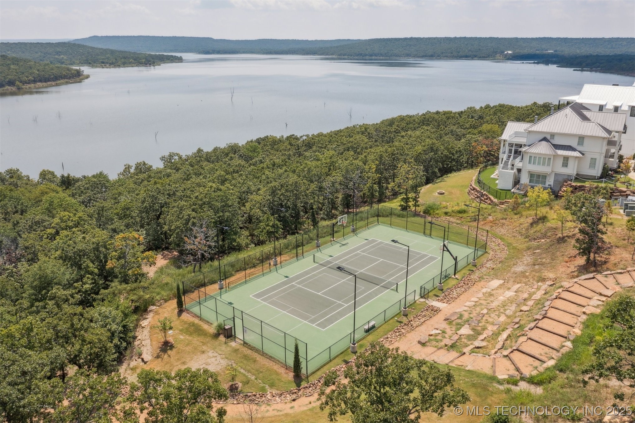 38 Hill Street A Property Photo 39