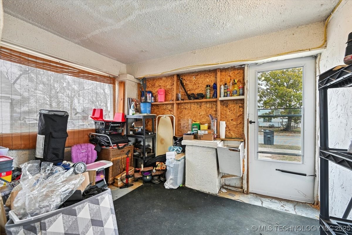 540 S 45th West Avenue Property Photo 4