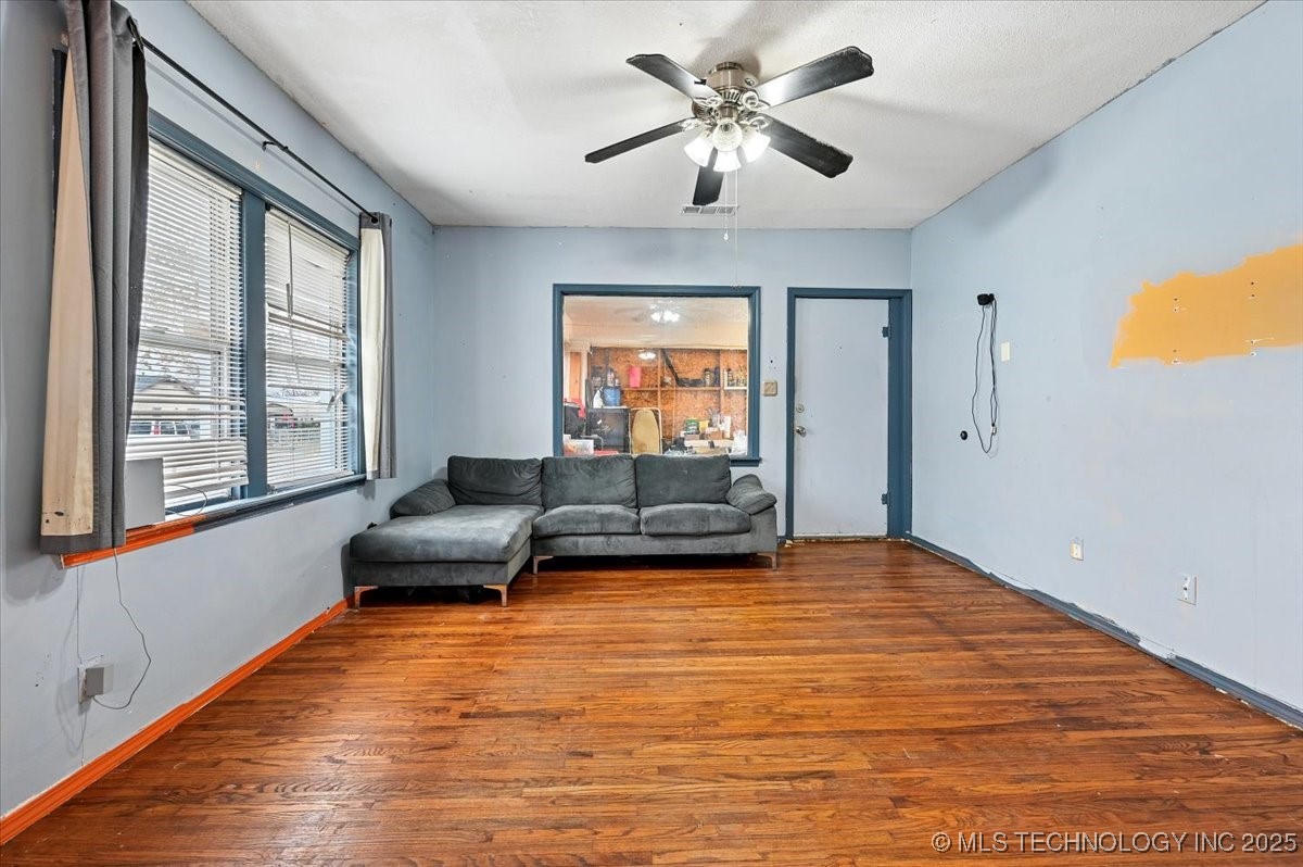 540 S 45th West Avenue Property Photo 7