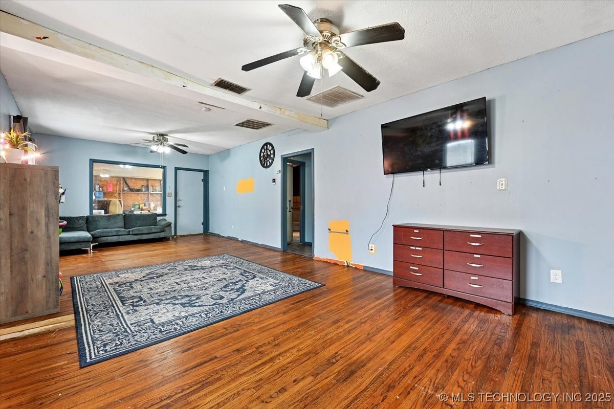 540 S 45th West Avenue Property Photo 13