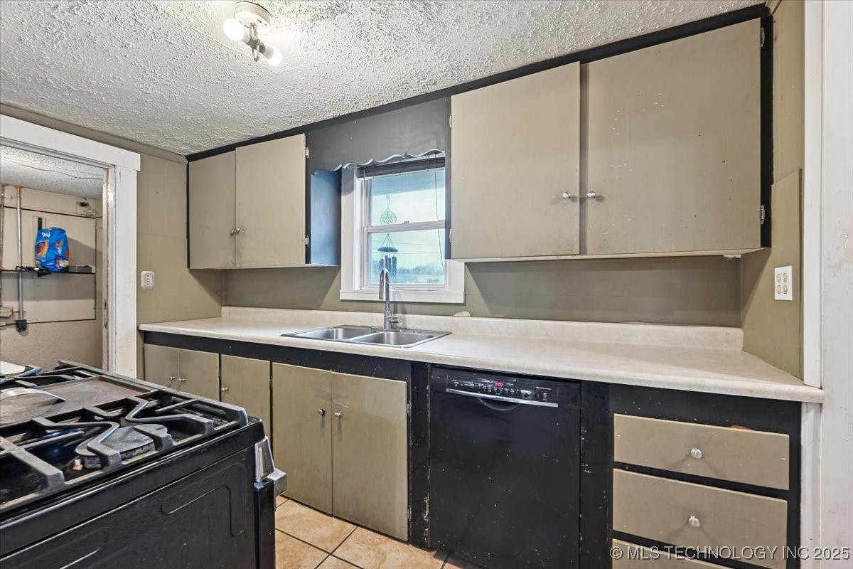 540 S 45th West Avenue Property Photo 14