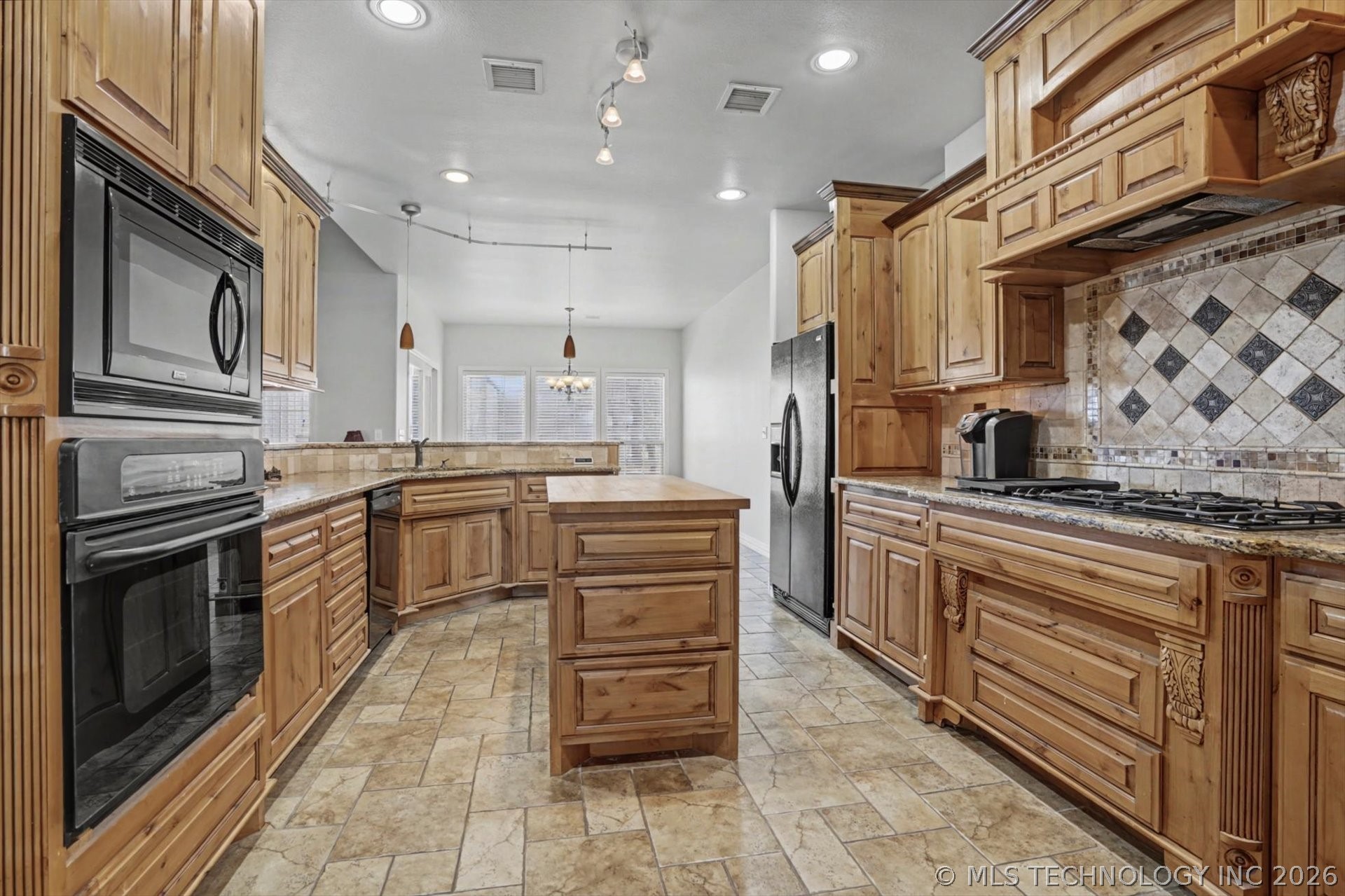 40040 N 3988 Road Property Photo 14