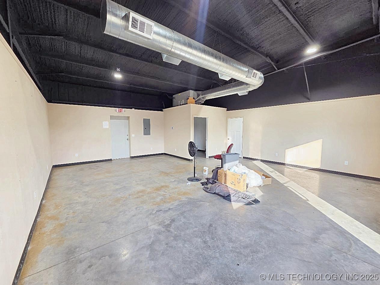 301 N F Street Property Photo 19