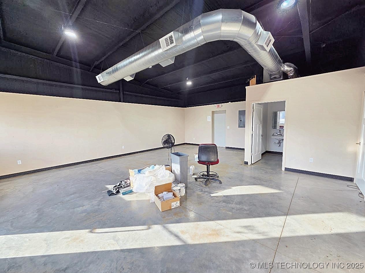 301 N F Street Property Photo 20