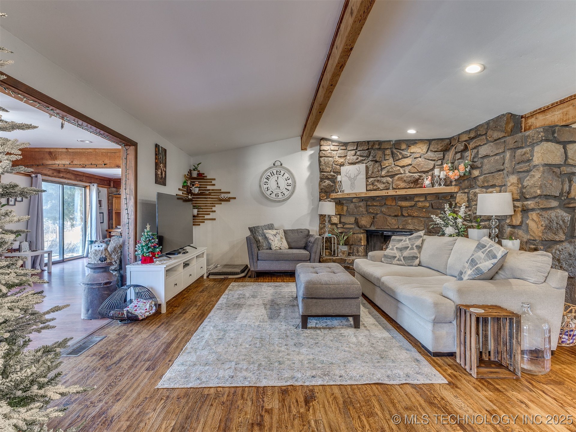 26 Lakeview Drive Property Photo 6