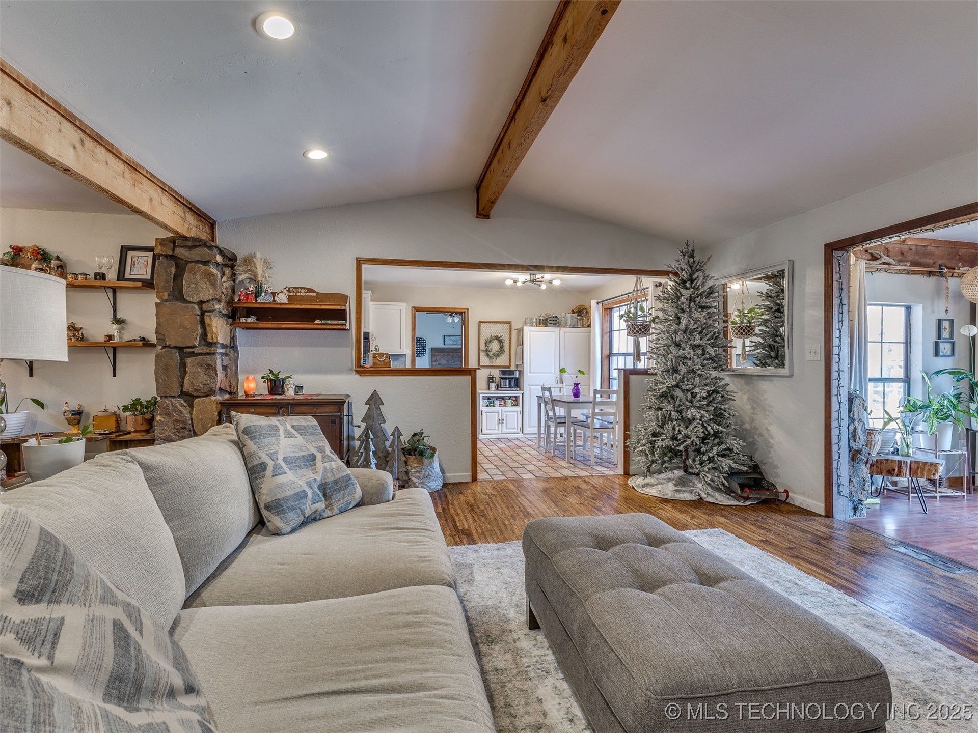 26 Lakeview Drive Property Photo 8