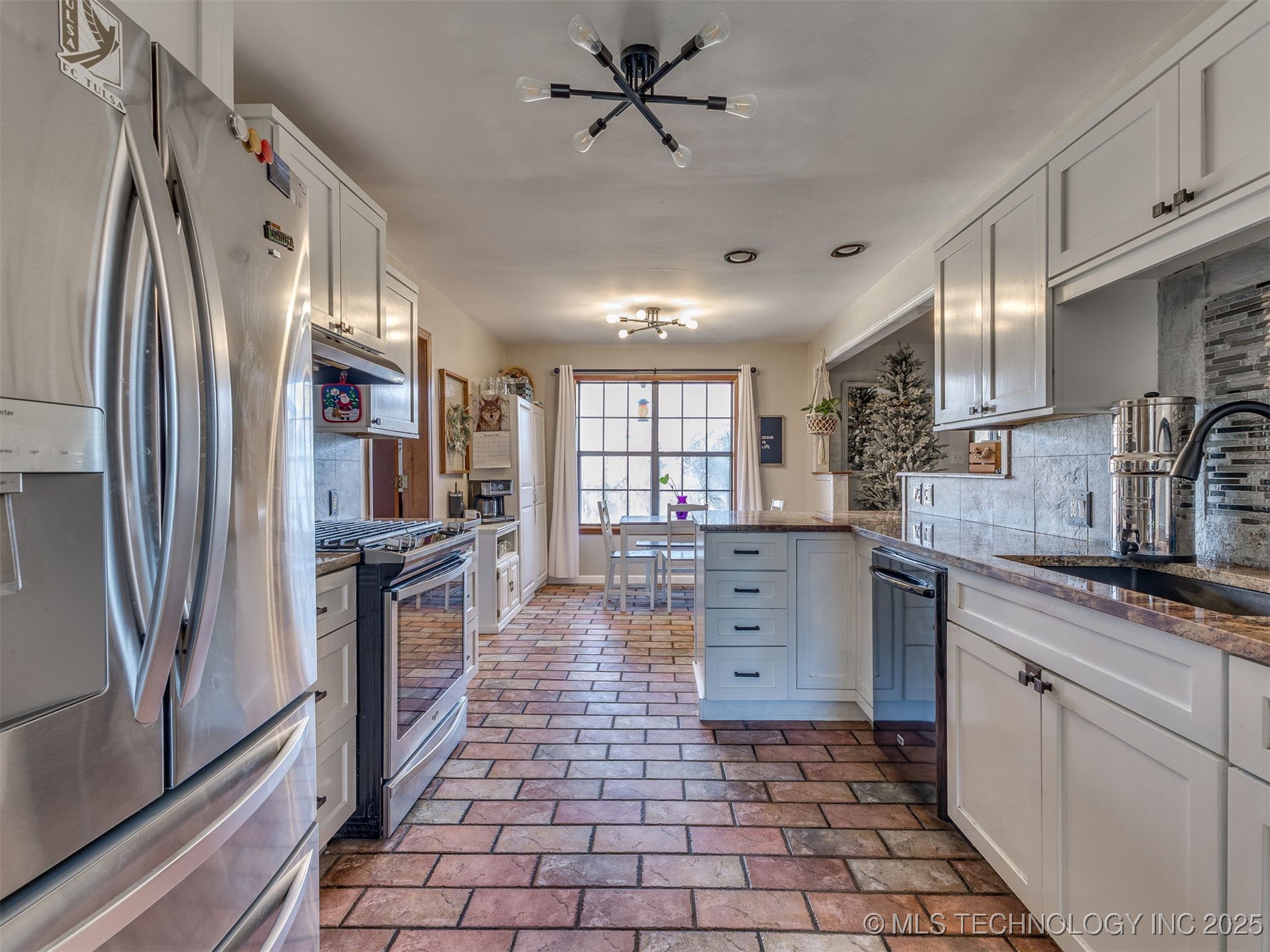 26 Lakeview Drive Property Photo 12