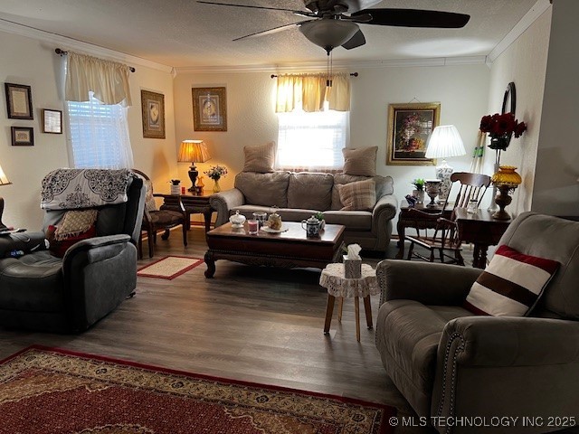 638 W Main Street Property Photo 3