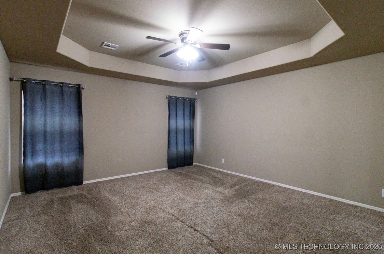 11112 N 146th East Avenue Property Photo 13