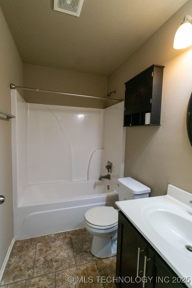 11112 N 146th East Avenue Property Photo 22