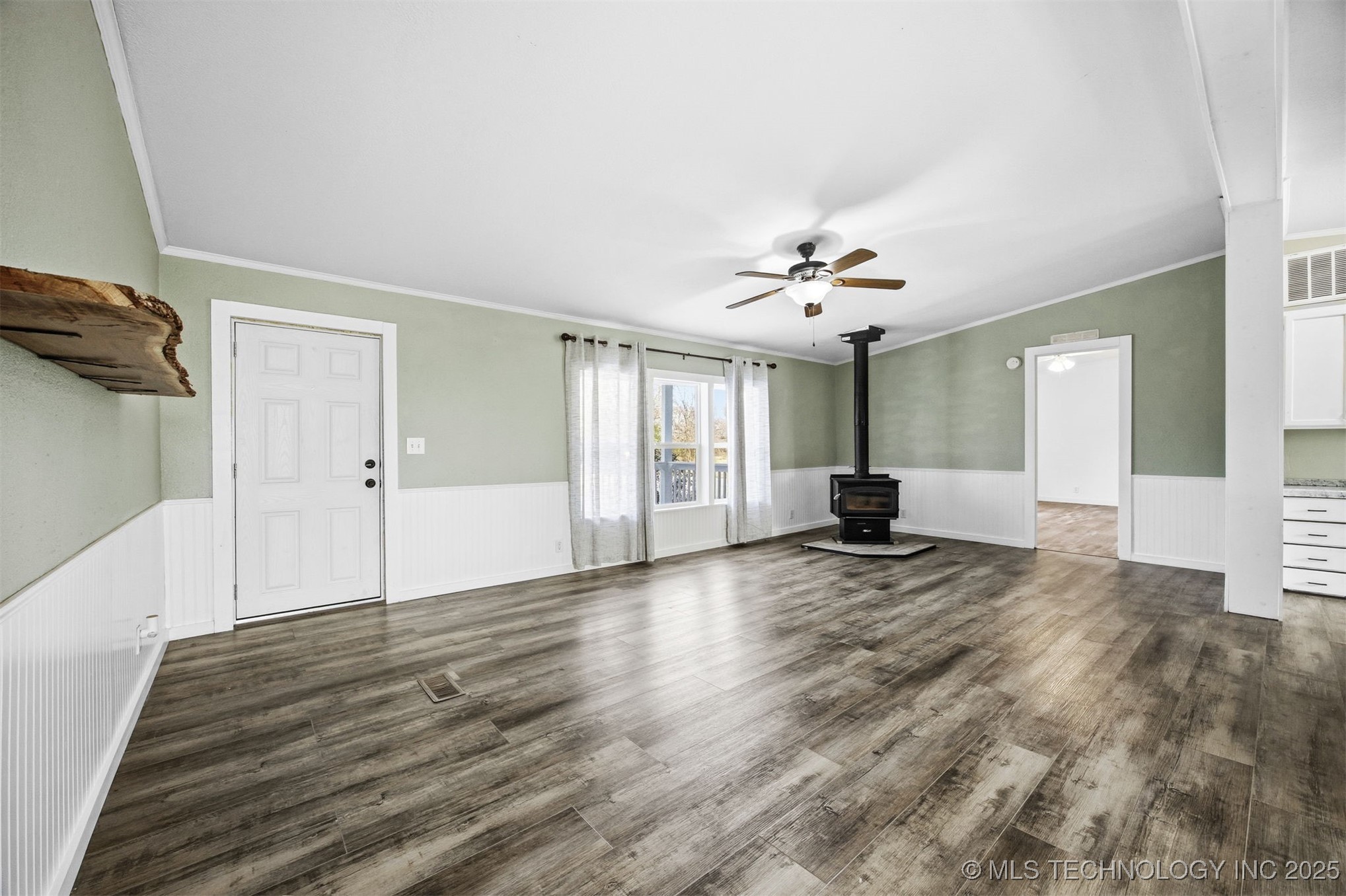 14716 E 400 Road Property Photo 7