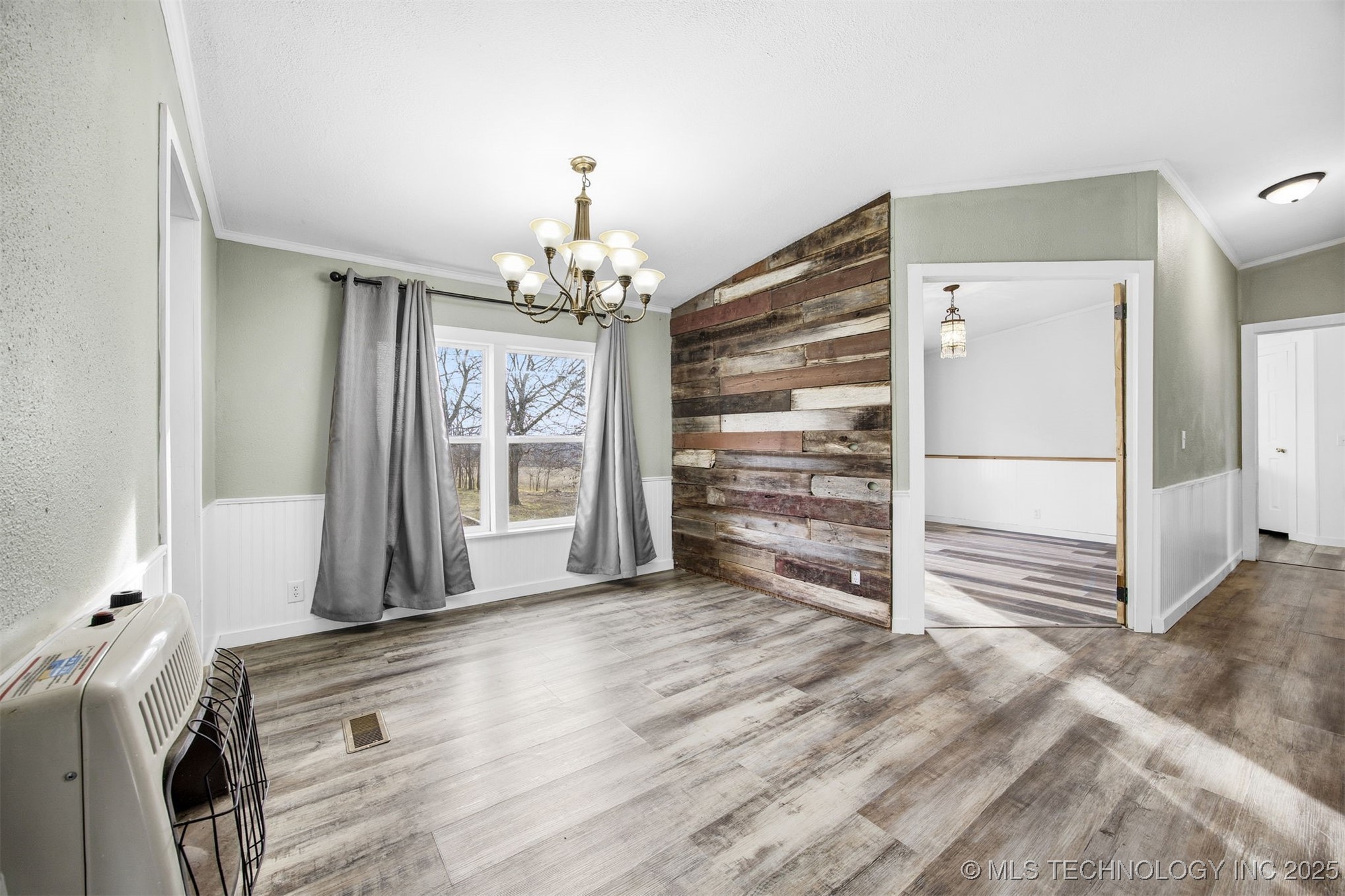 14716 E 400 Road Property Photo 12