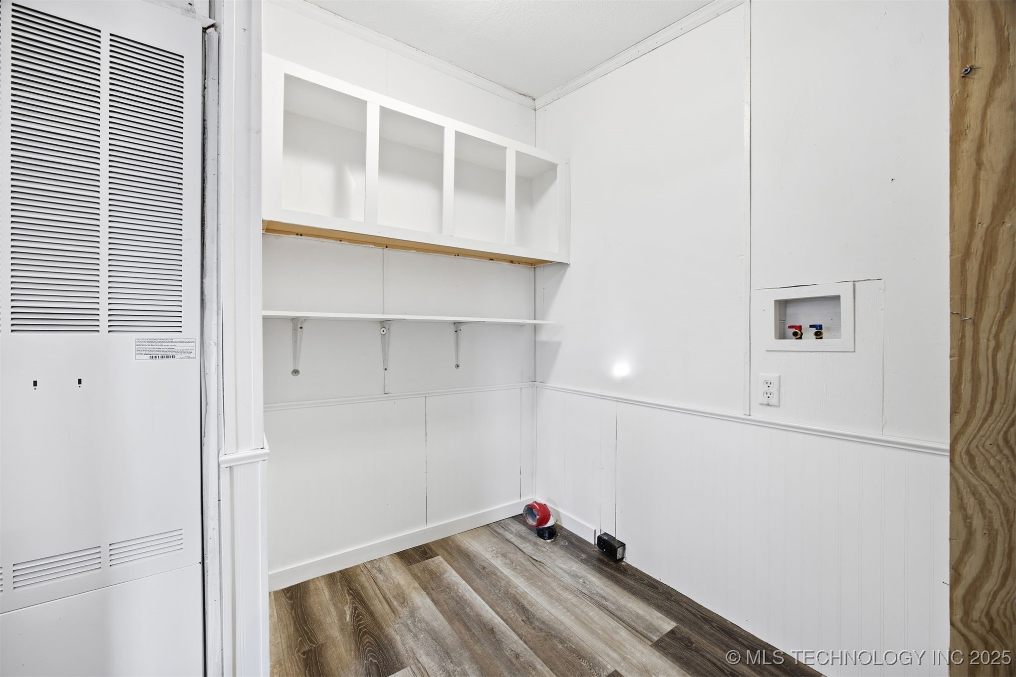 14716 E 400 Road Property Photo 13