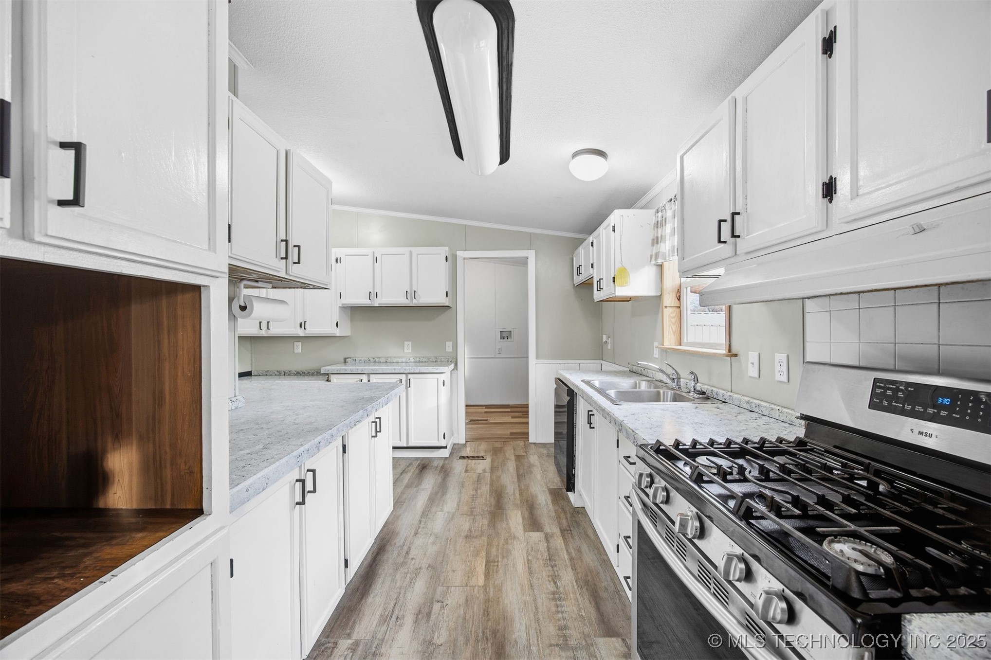 14716 E 400 Road Property Photo 18