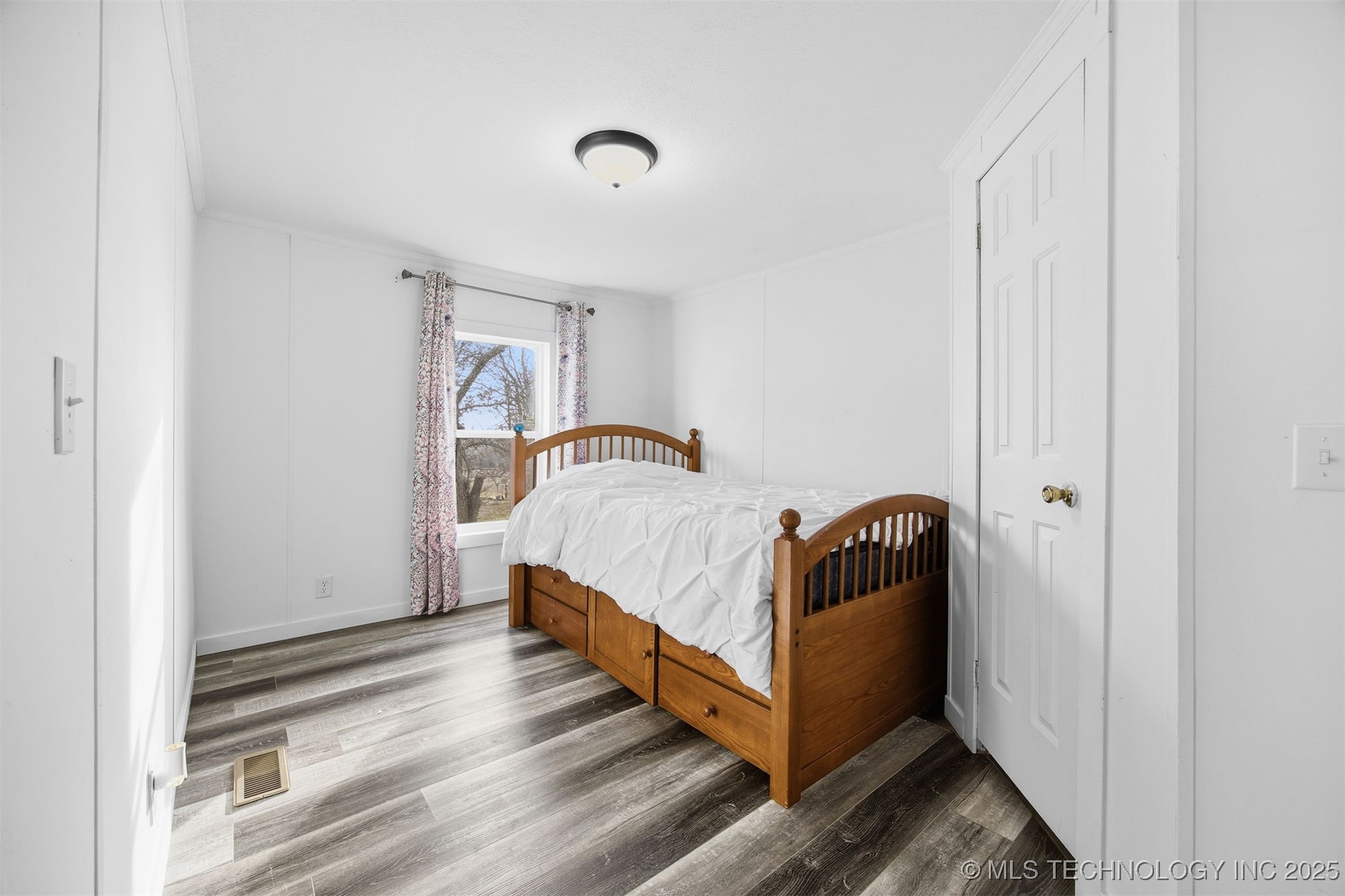 14716 E 400 Road Property Photo 27