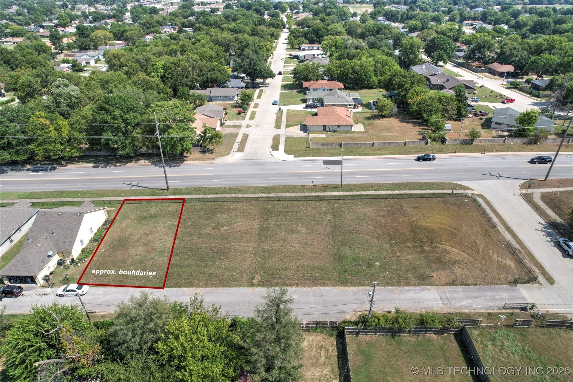 1326 Martin Luther King Jr Boulevard A Property Photo 3