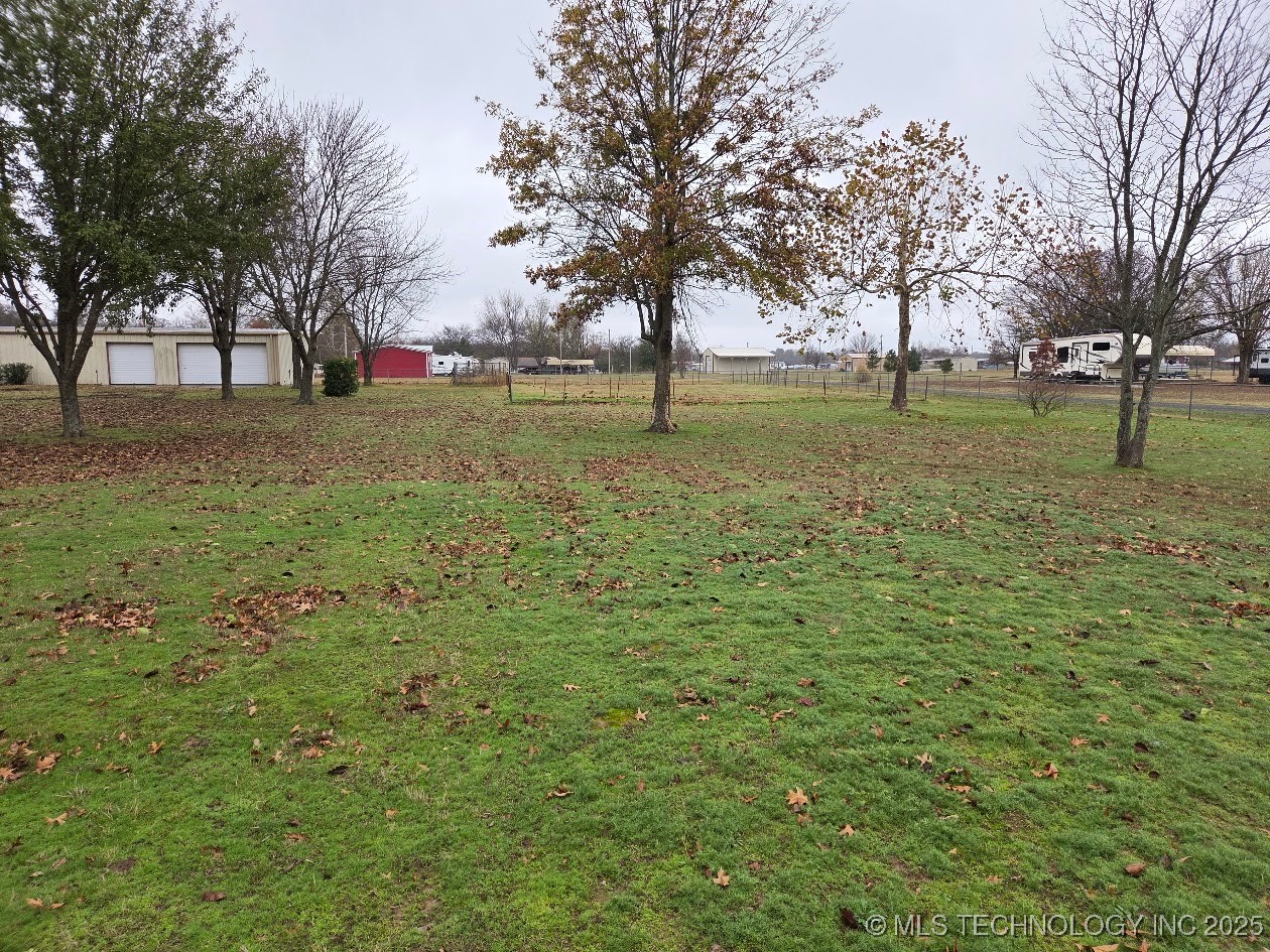 420828 E 1143 Road Property Photo 4
