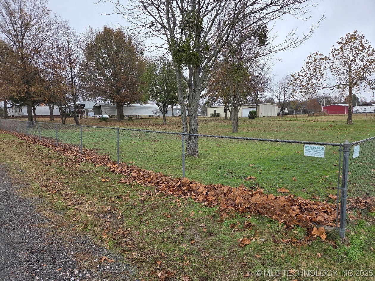 420828 E 1143 Road Property Photo 6