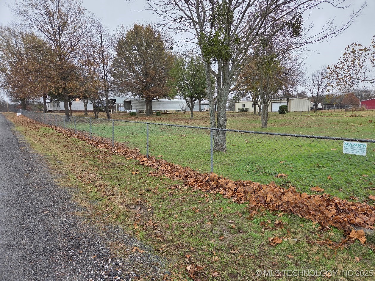 420828 E 1143 Road Property Photo 7