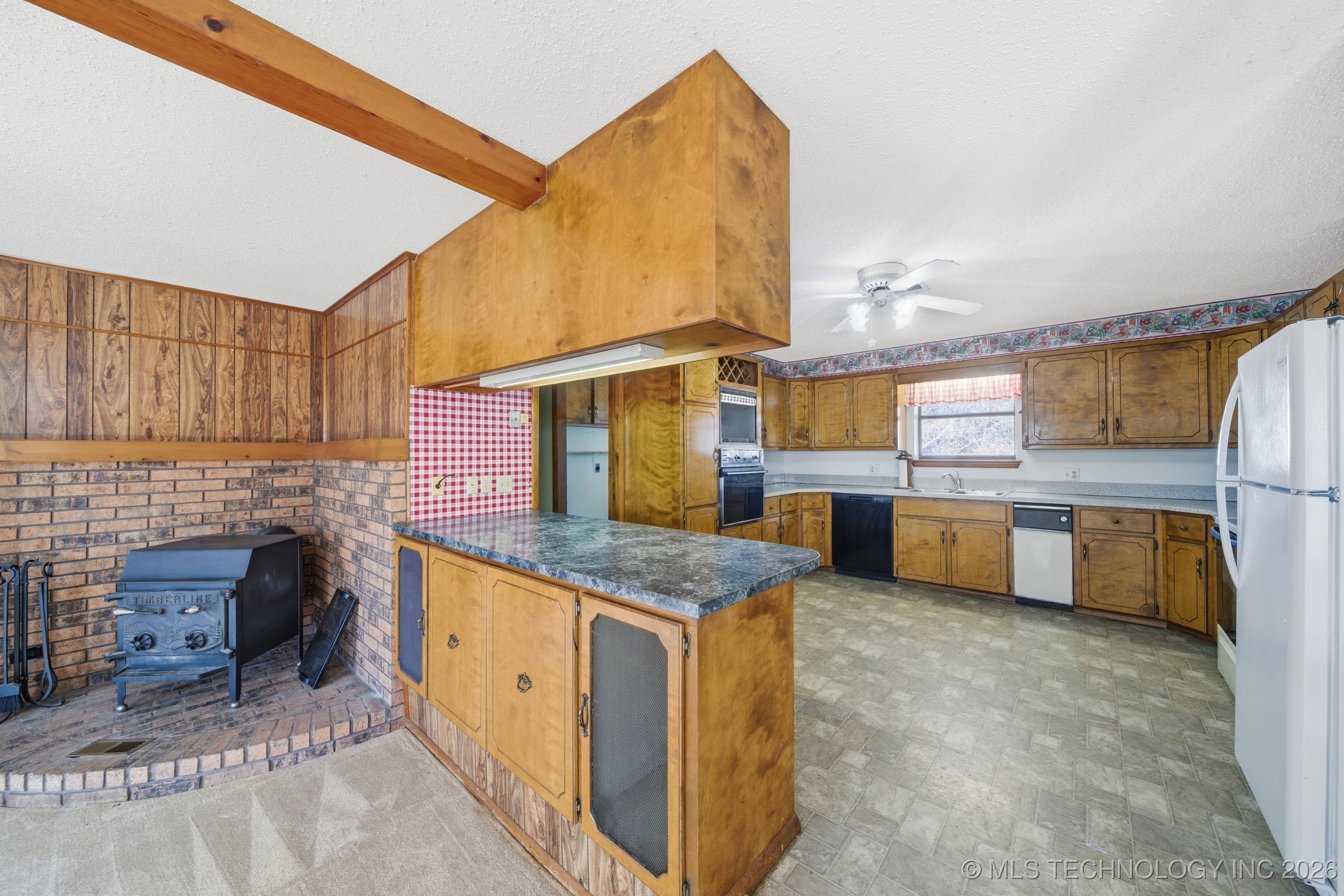 19549 S 250 Road Property Photo 14