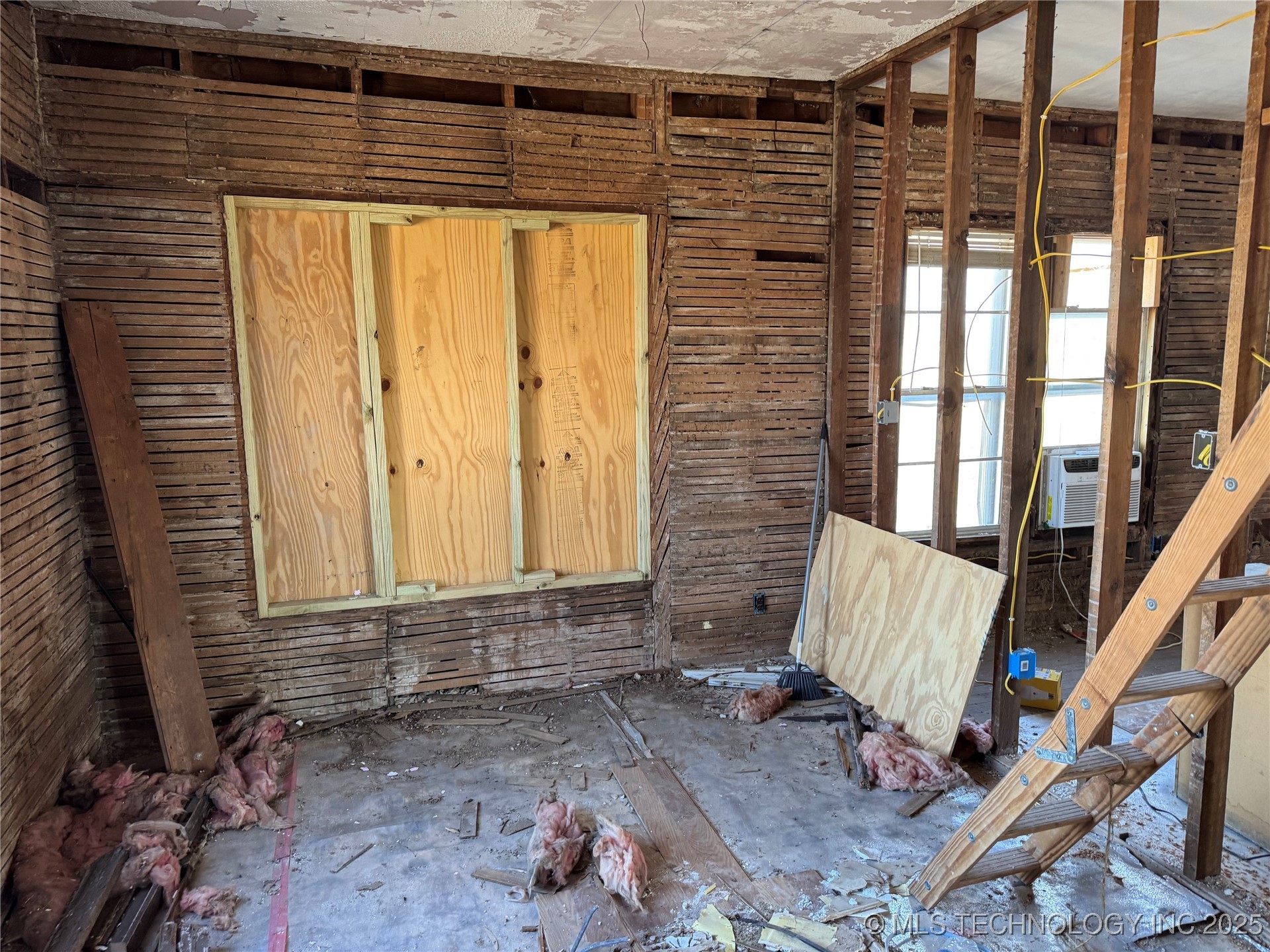 11185 State Highway 99 Highway Property Photo 29