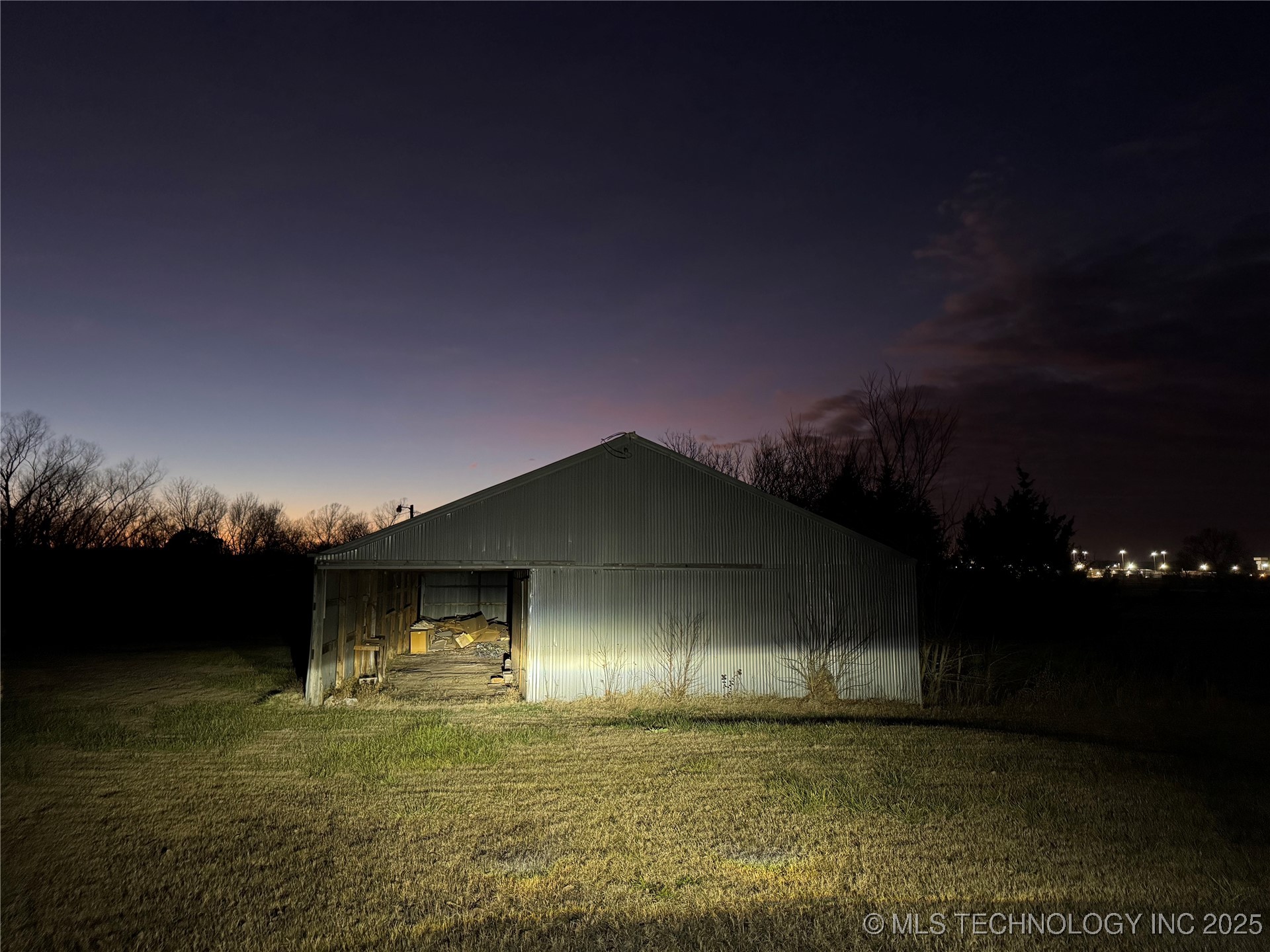 11185 State Highway 99 Highway Property Photo 33