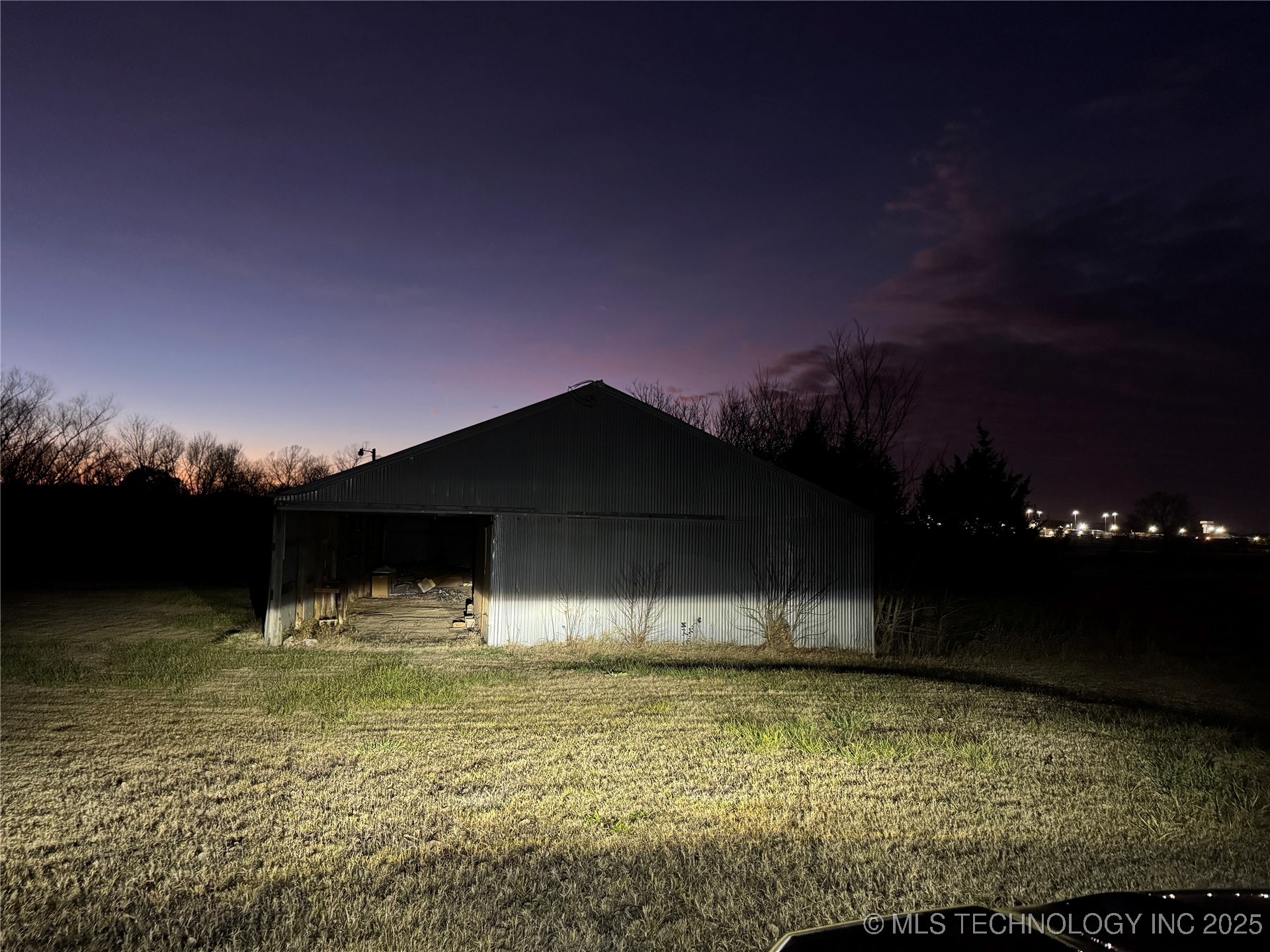 11185 State Highway 99 Highway Property Photo 34
