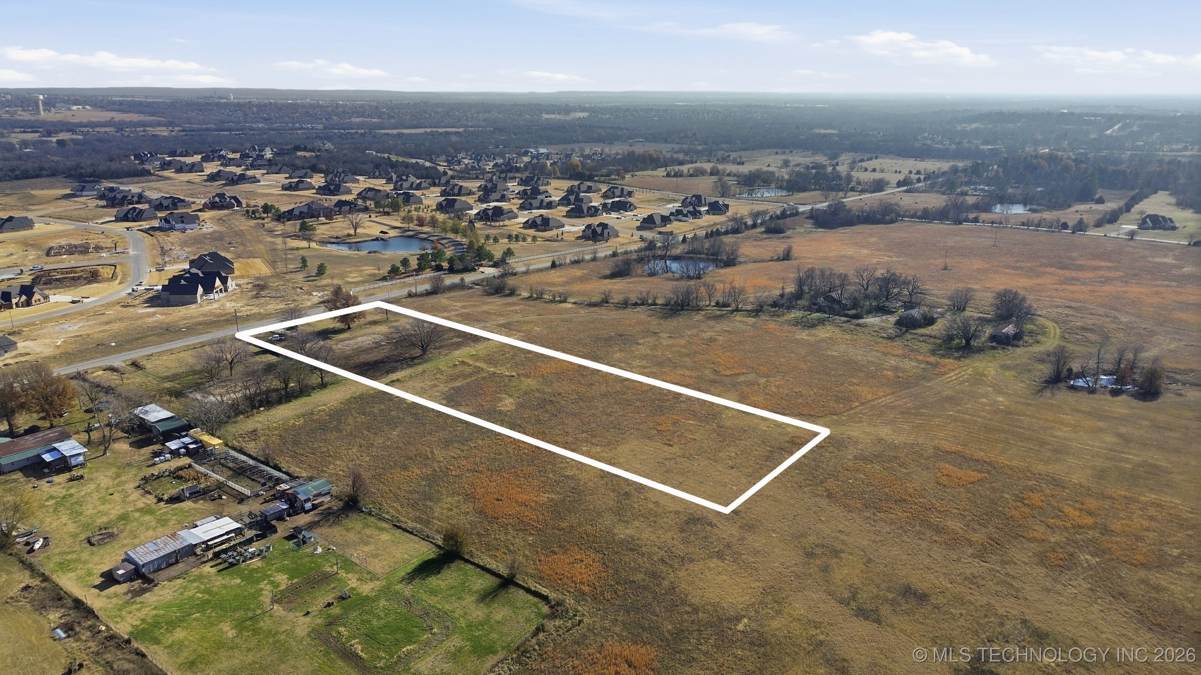 10828 N Memorial Drive Property Photo 3