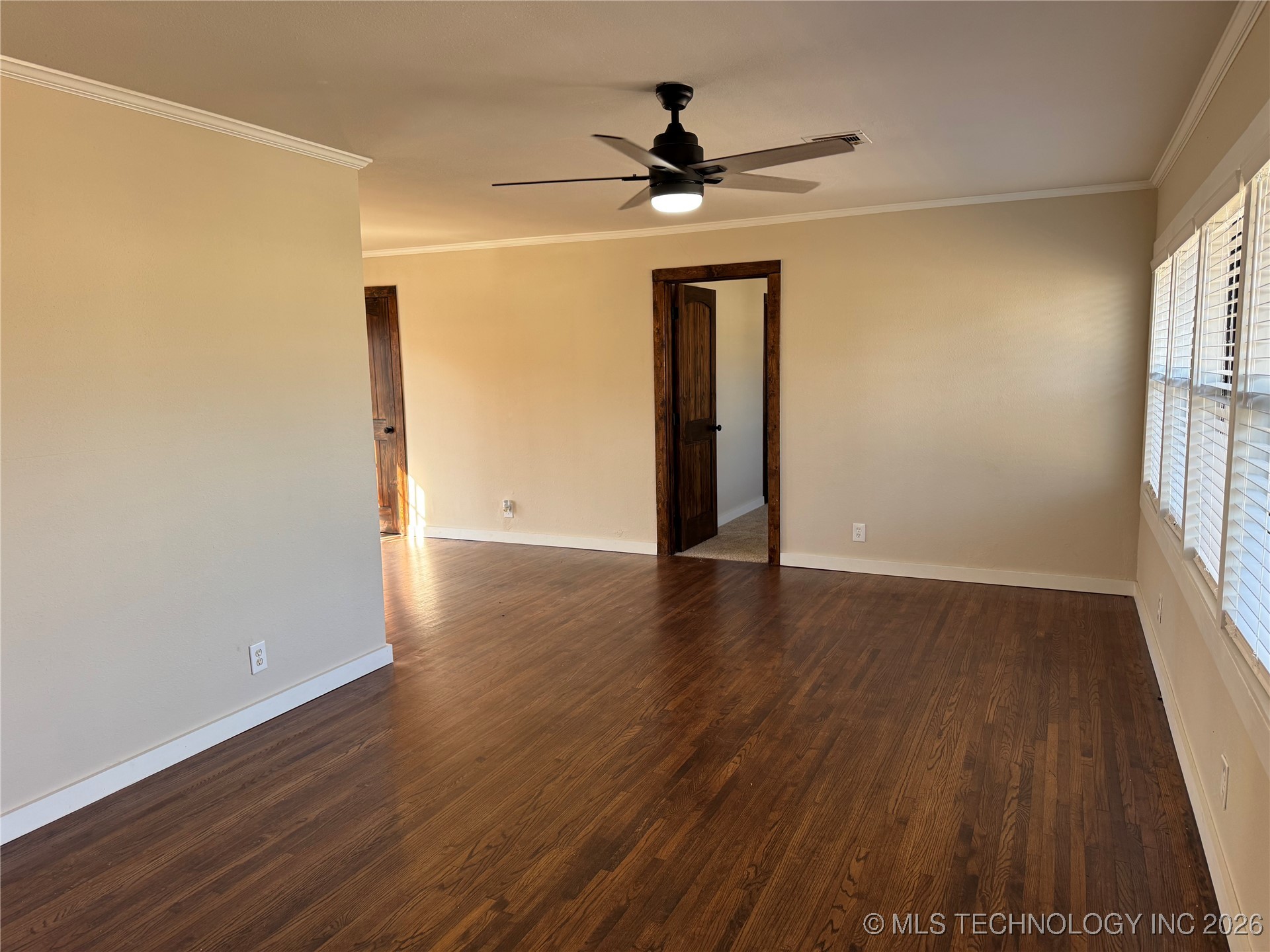 1814 N Jamestown Avenue Property Photo 4