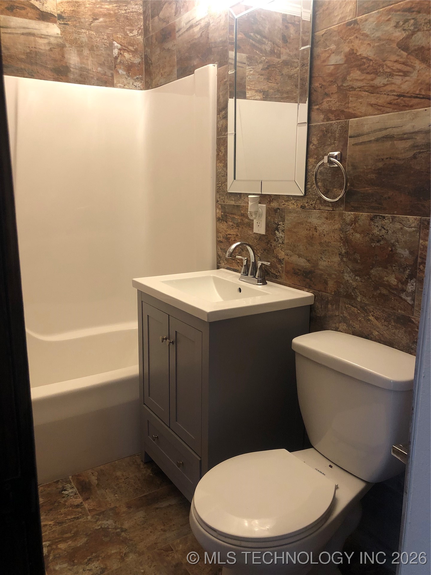 1814 N Jamestown Avenue Property Photo 15