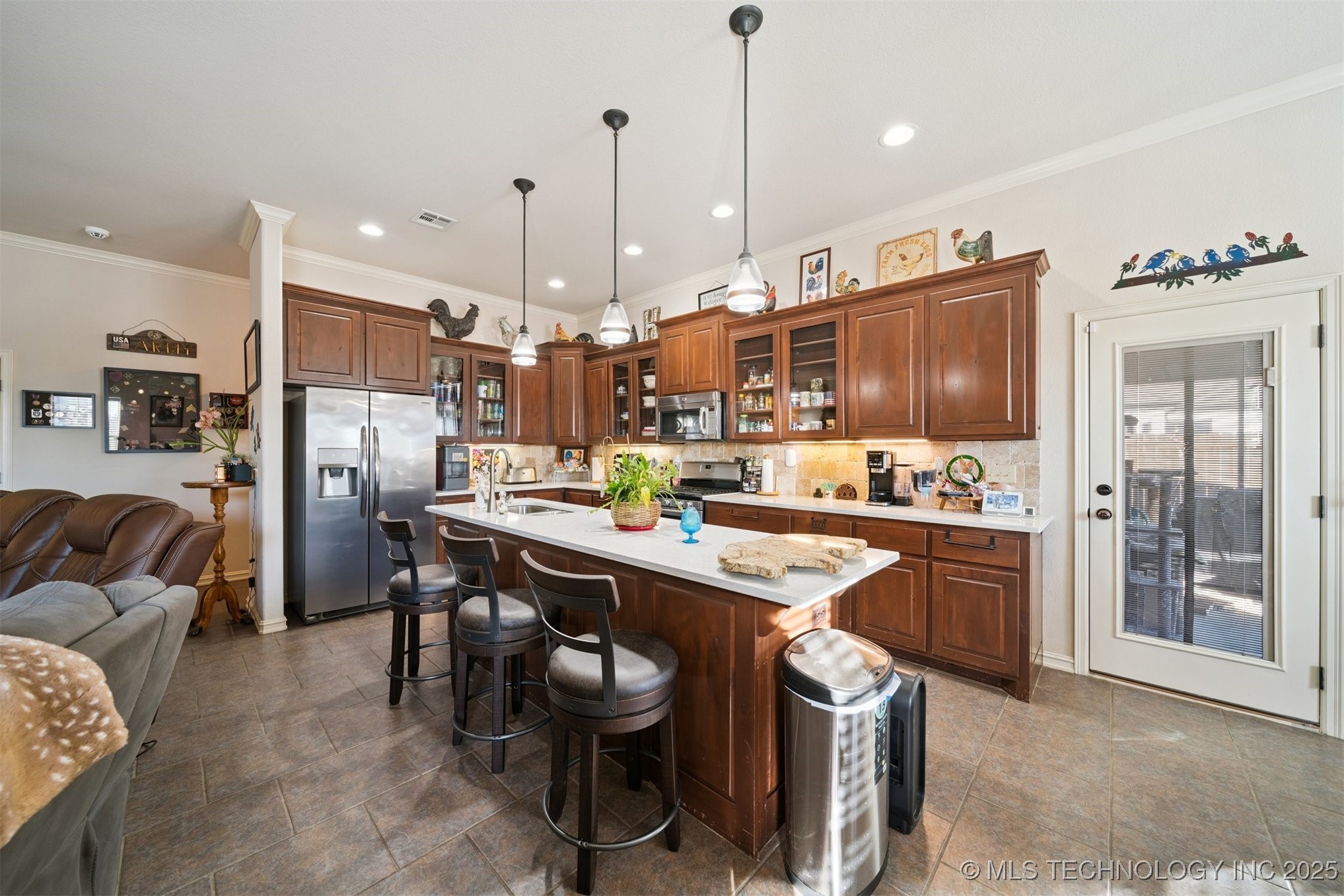 2251 S Osage Avenue Property Photo 13