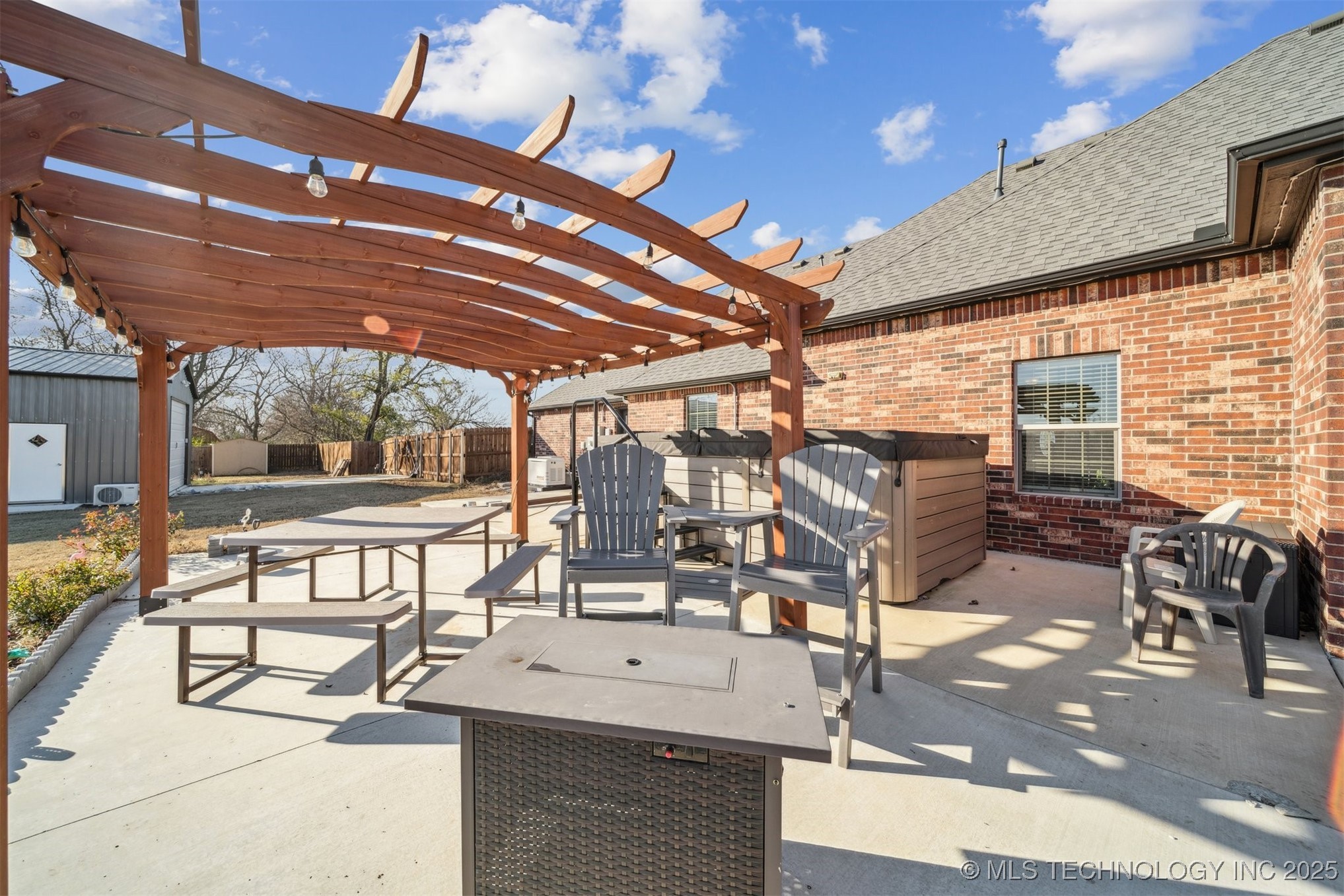 2251 S Osage Avenue Property Photo 22