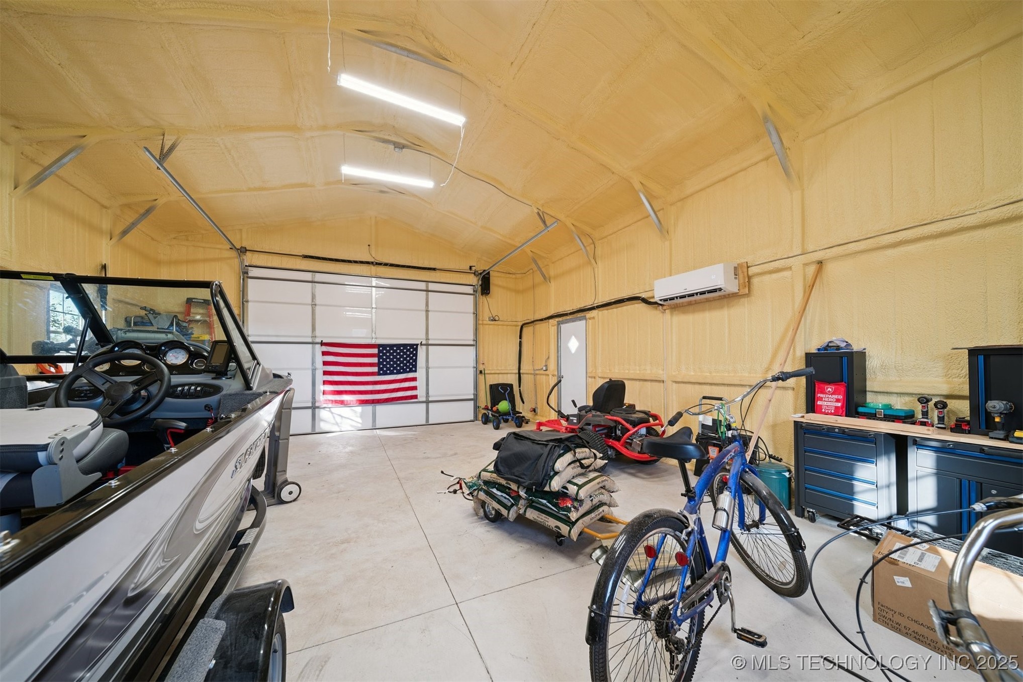 2251 S Osage Avenue Property Photo 24