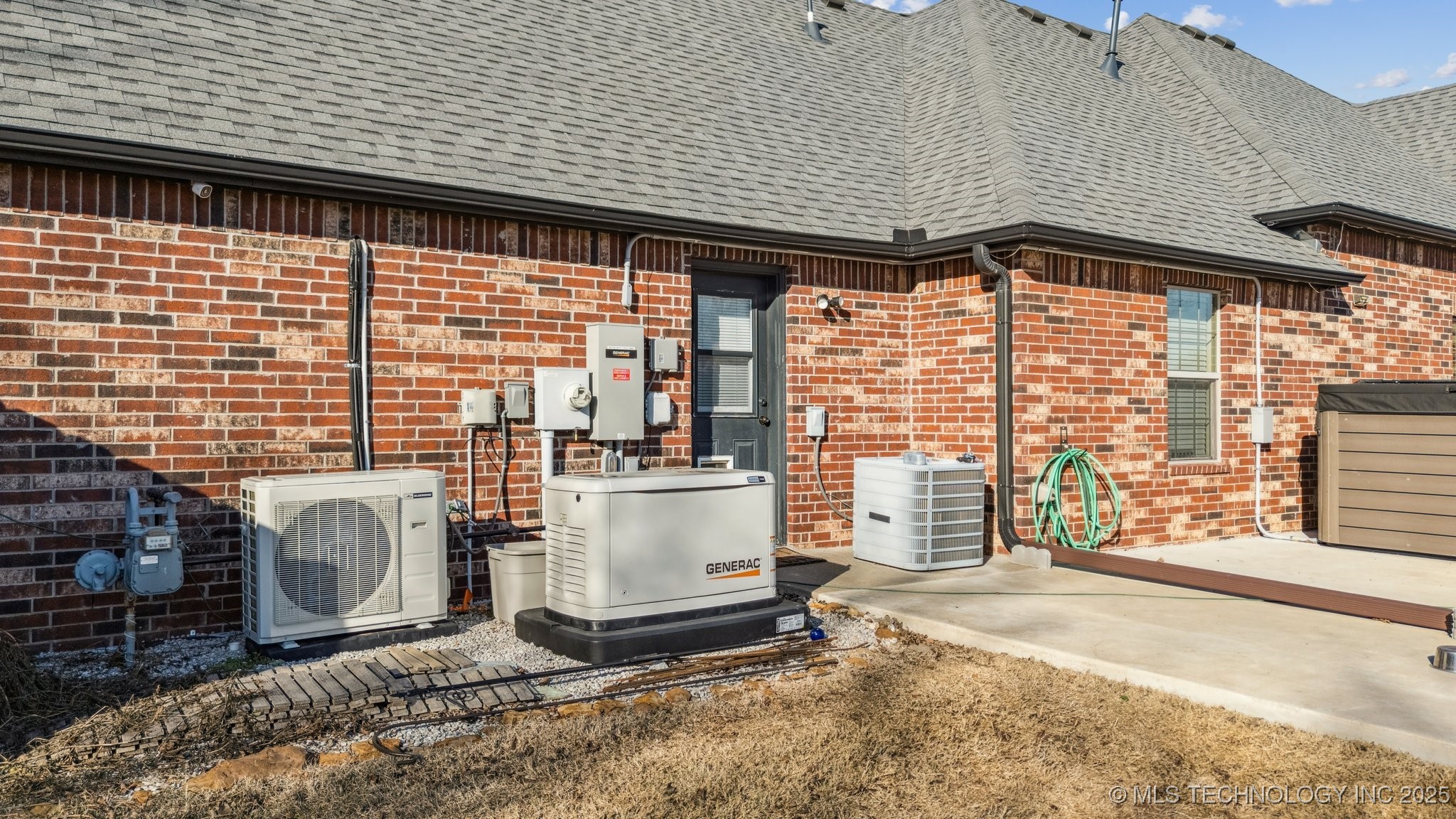 2251 S Osage Avenue Property Photo 30