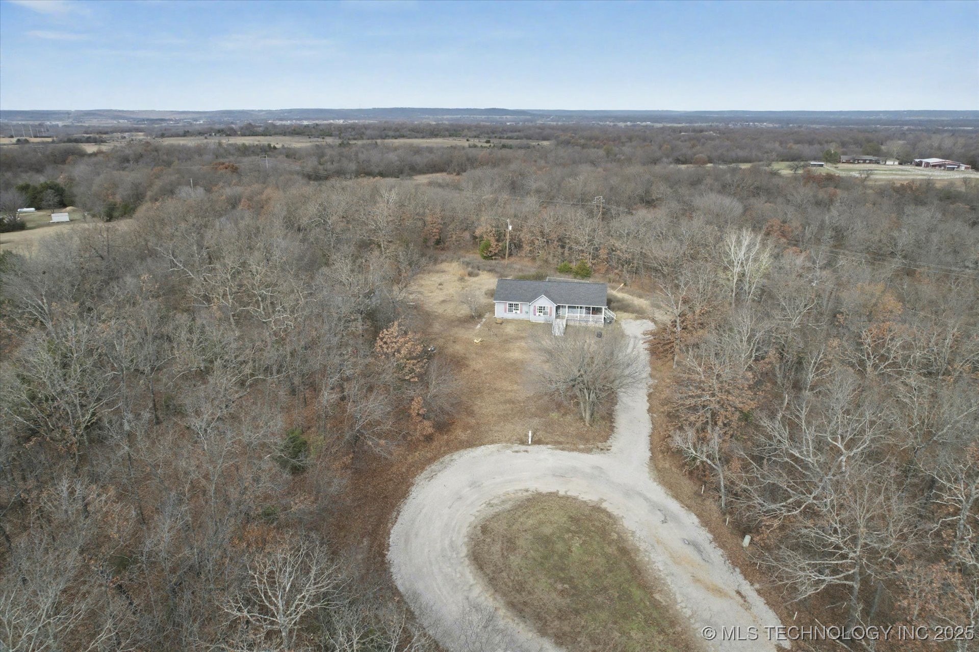 9315 N 27th West Avenue Property Photo 2