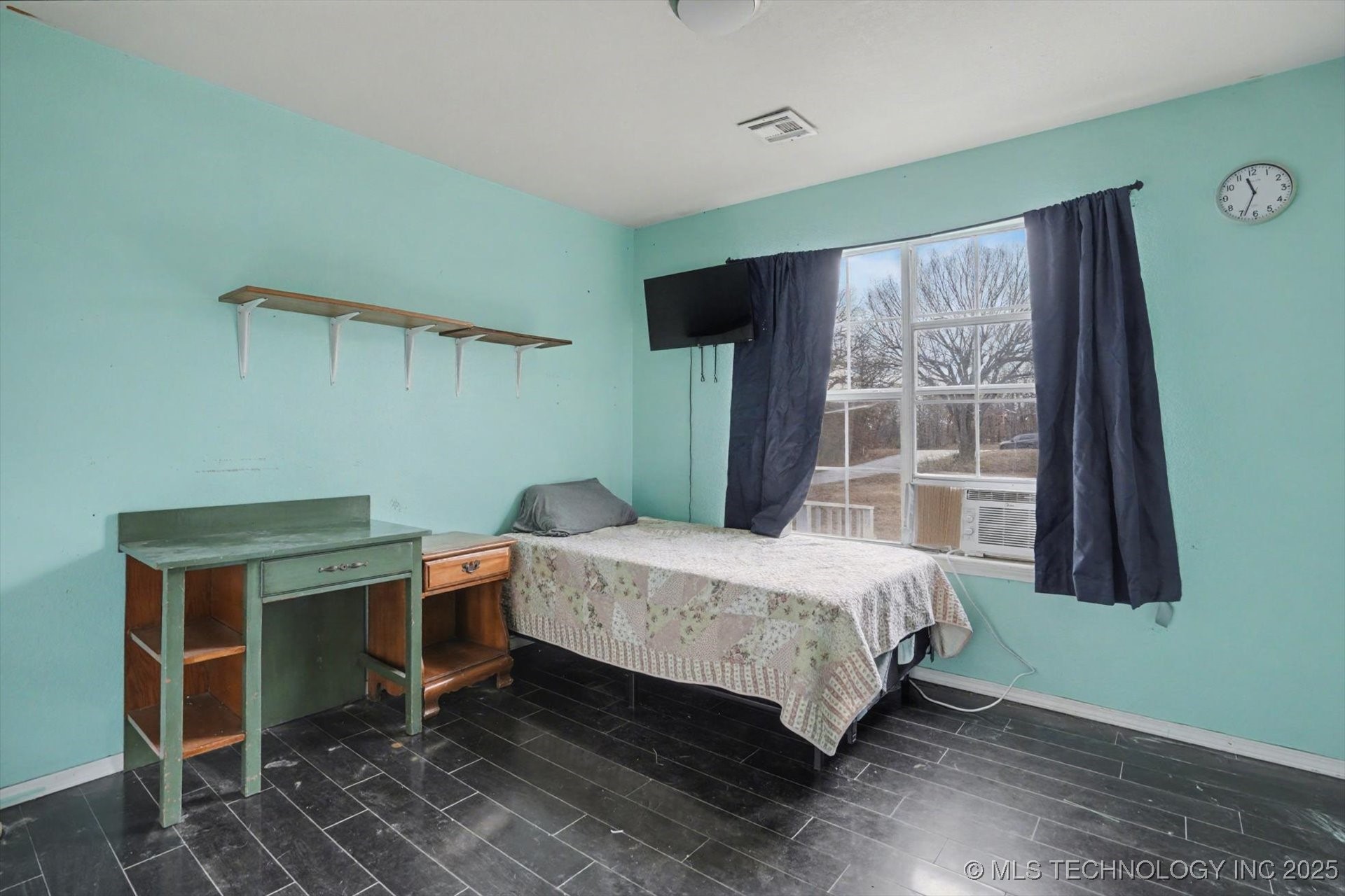 9315 N 27th West Avenue Property Photo 21