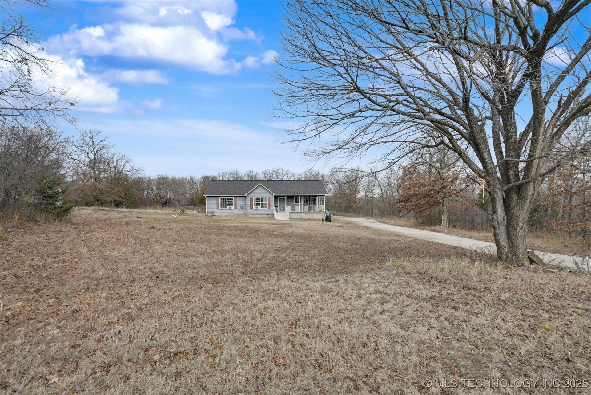 9315 N 27th West Avenue Property Photo 36