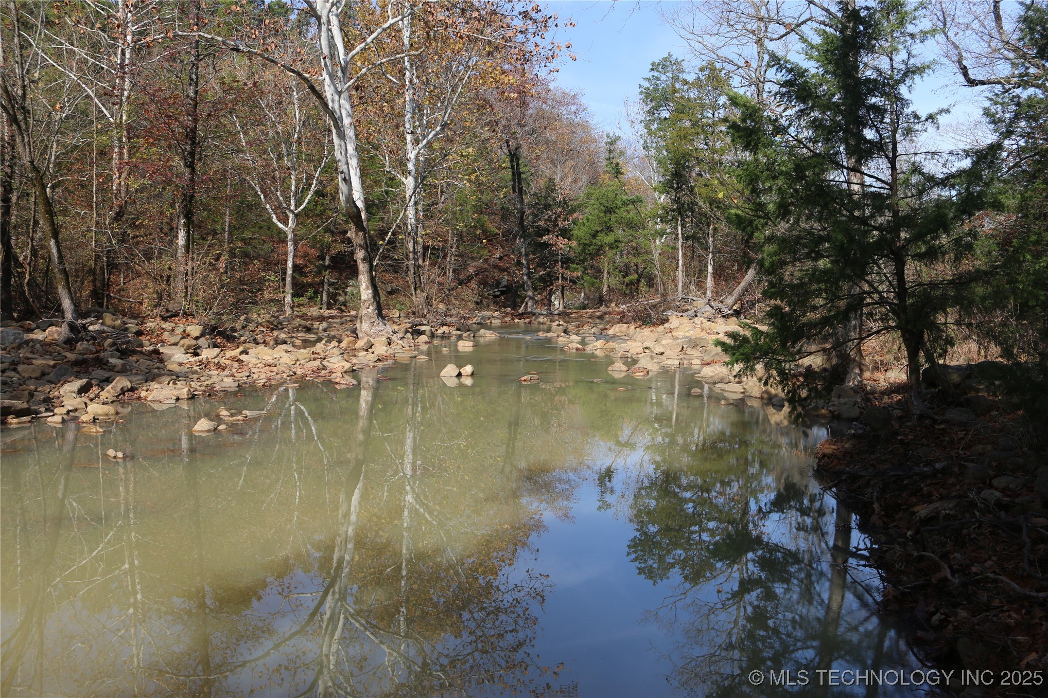 Poteau Mountain Property Photo 16