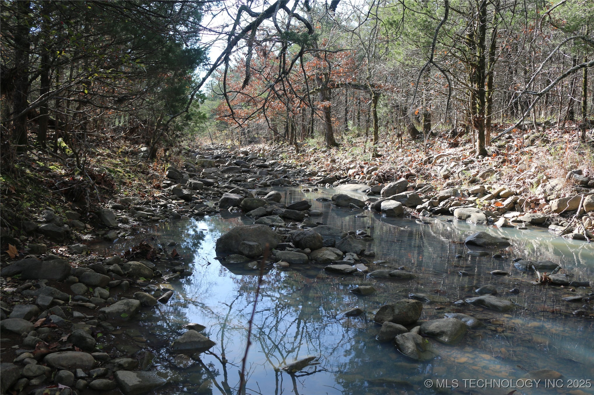 Poteau Mountain Property Photo 18
