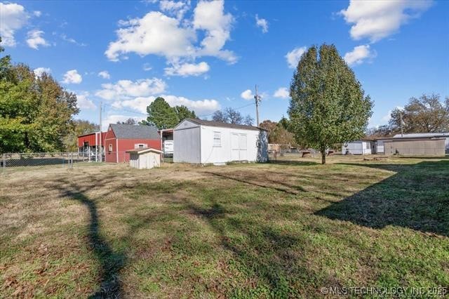 21384 Stampede Property Photo 11