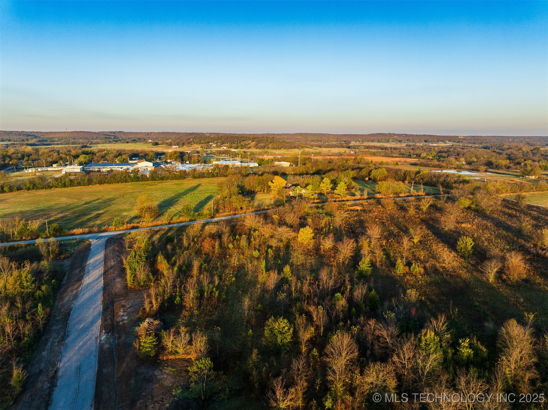03 W 195th Street S Property Photo 9