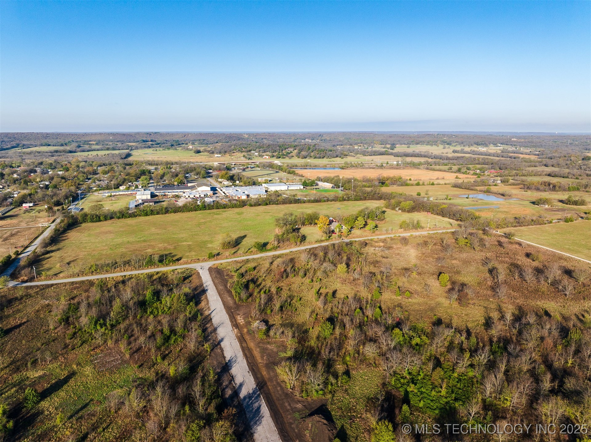 03 W 195th Street S Property Photo 16