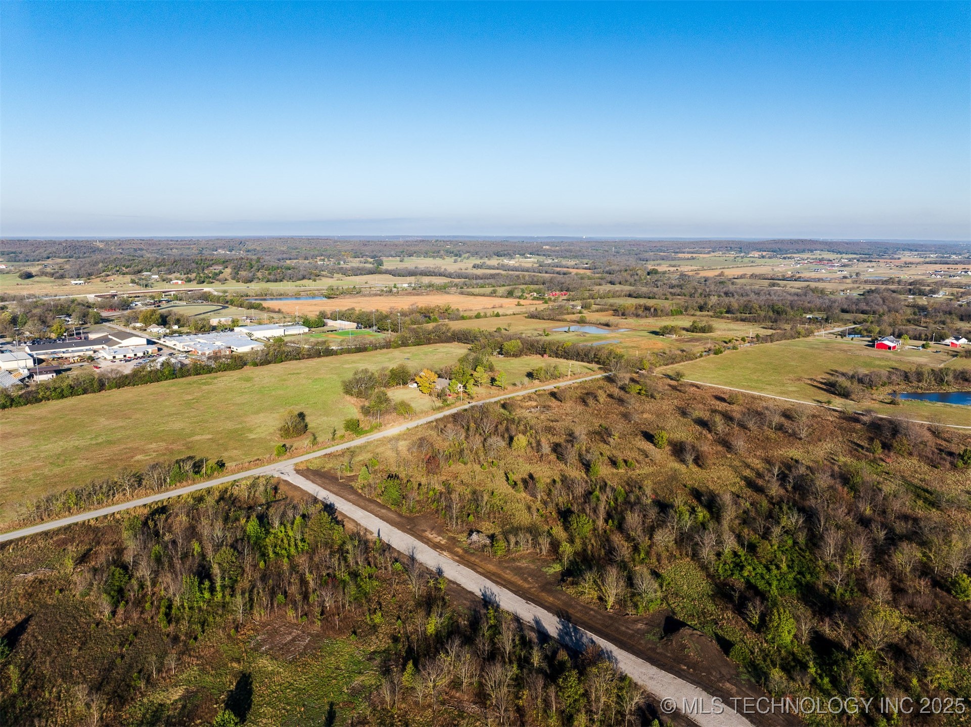 03 W 195th Street S Property Photo 17
