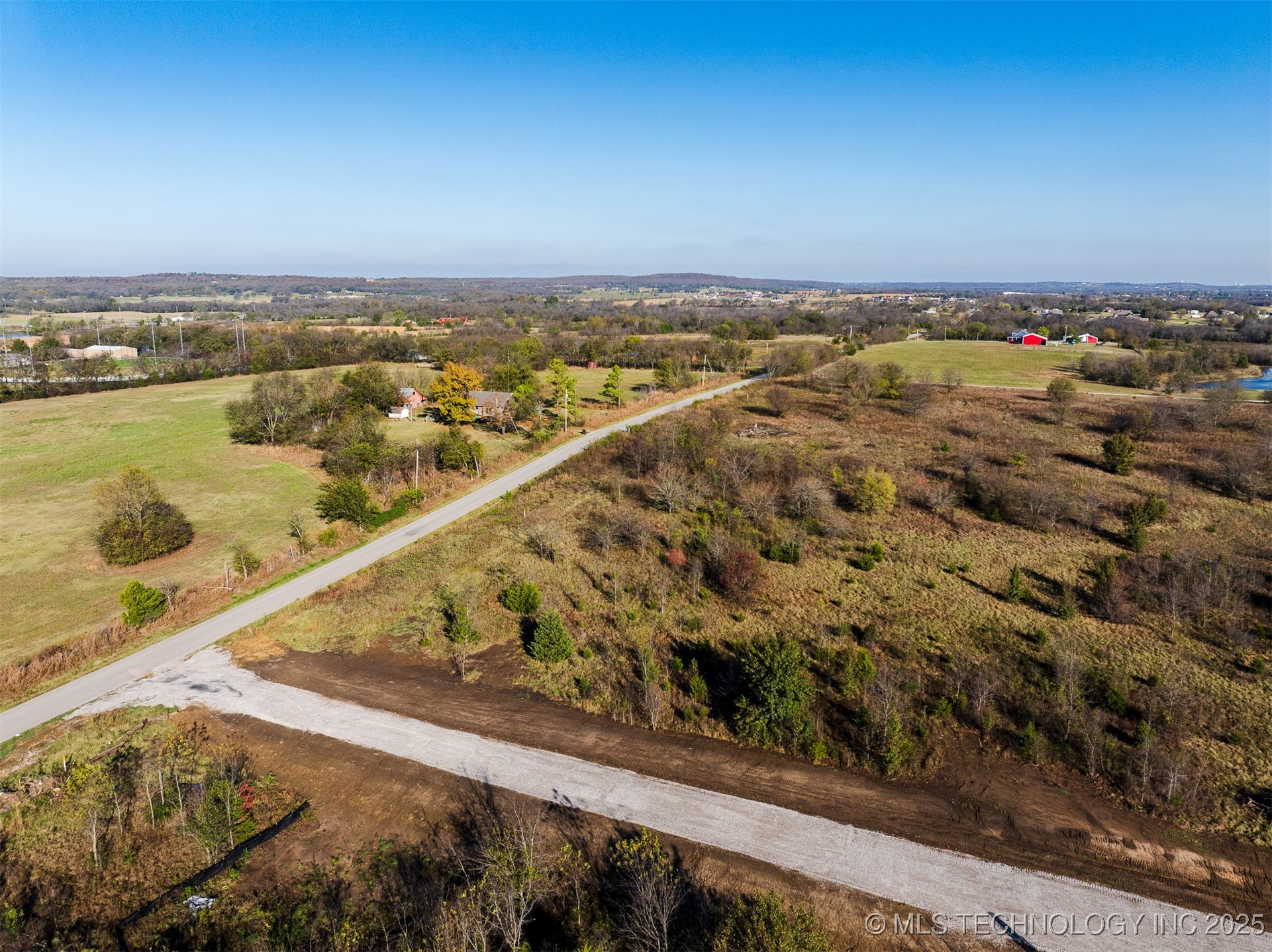 03 W 195th Street S Property Photo 35