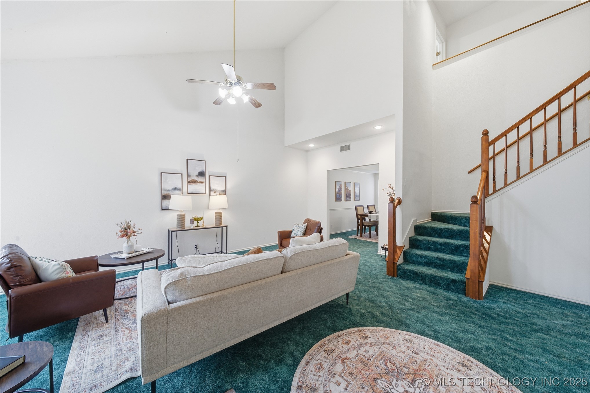 23429 King Street Property Photo 7