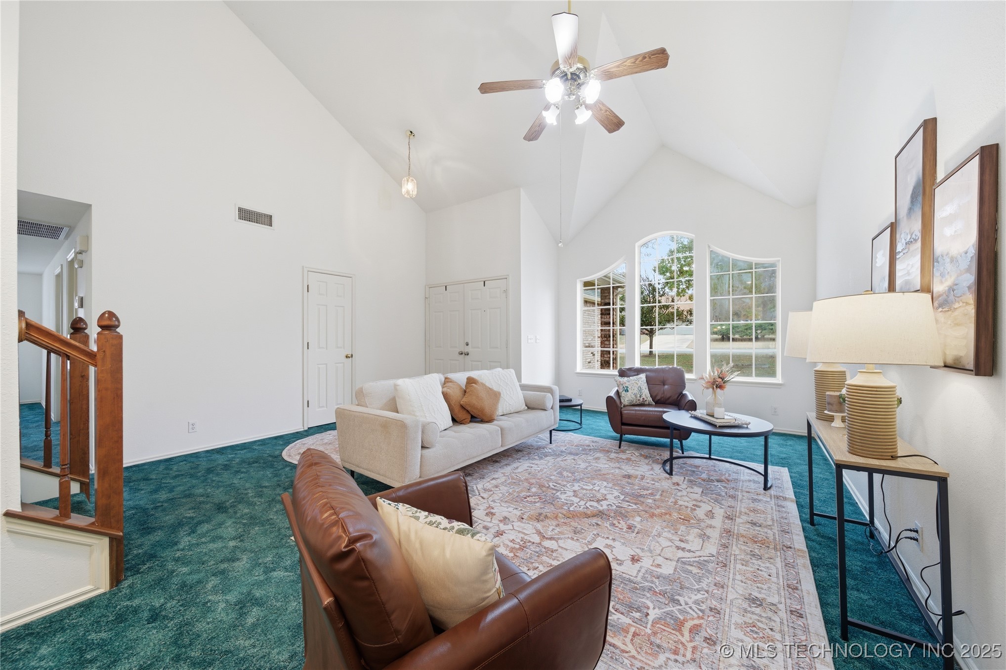 23429 King Street Property Photo 10