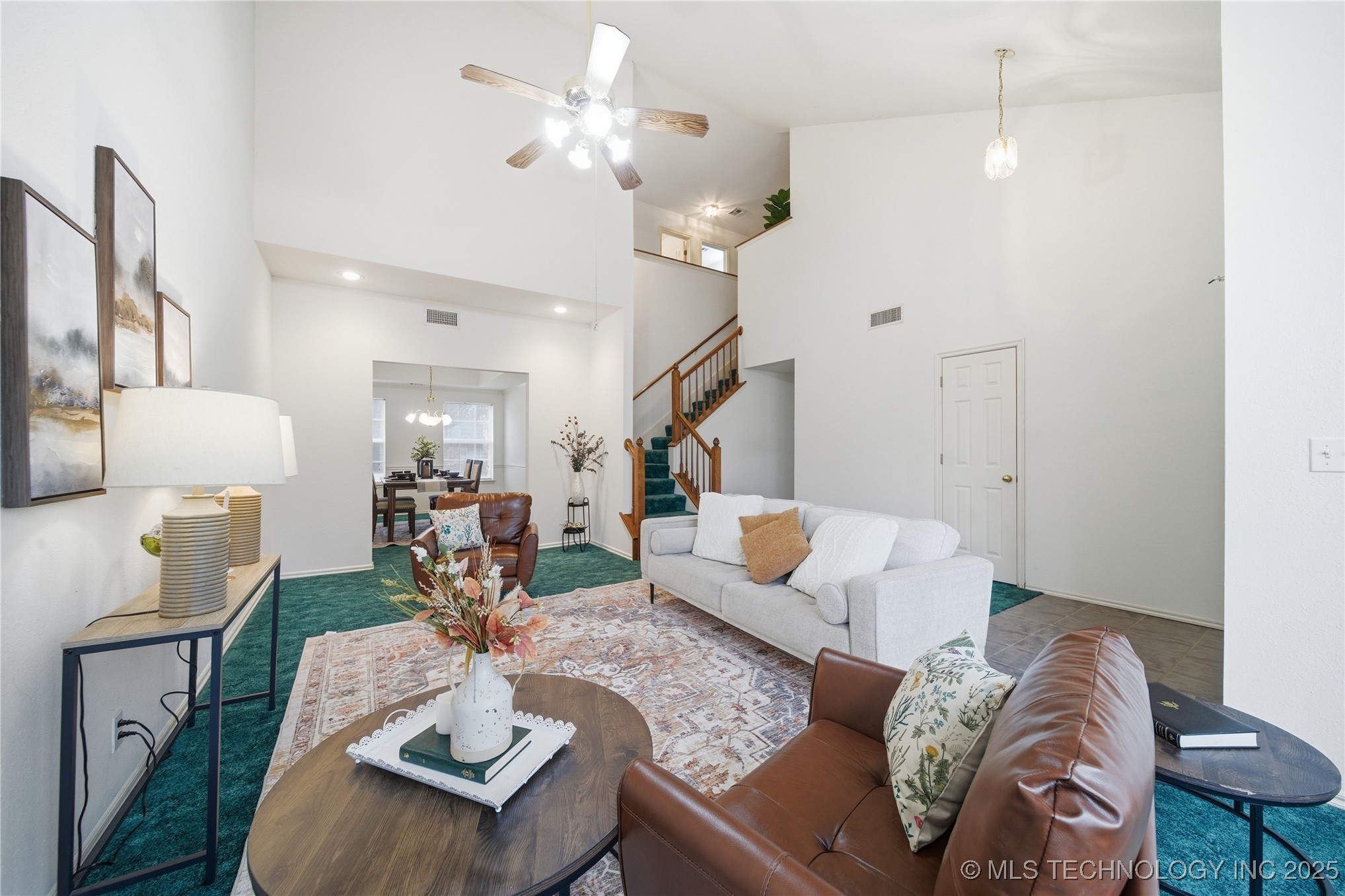 23429 King Street Property Photo 11