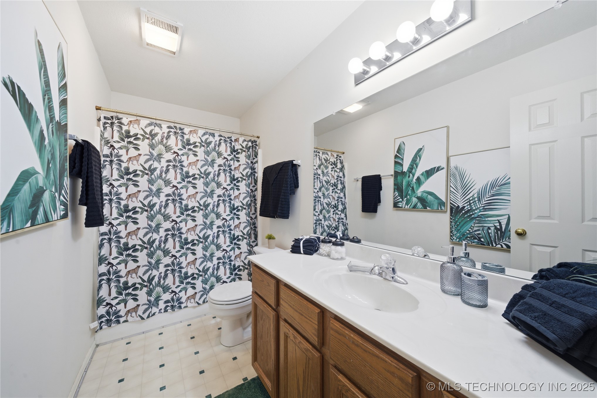 23429 King Street Property Photo 29