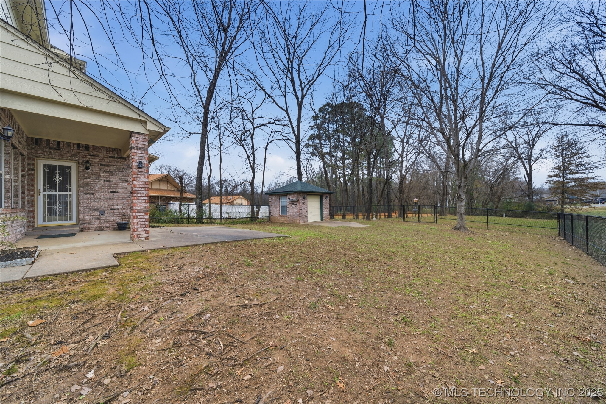 23429 King Street Property Photo 35