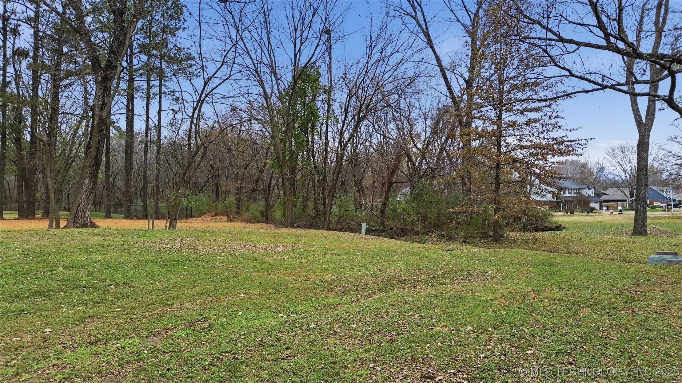 23429 King Street Property Photo 37